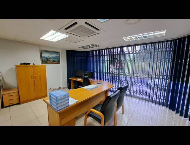189M² BUSINESS TO LET IN EMPANGENI CENTRAL